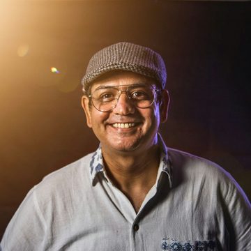 A smiling Clearbreath technician