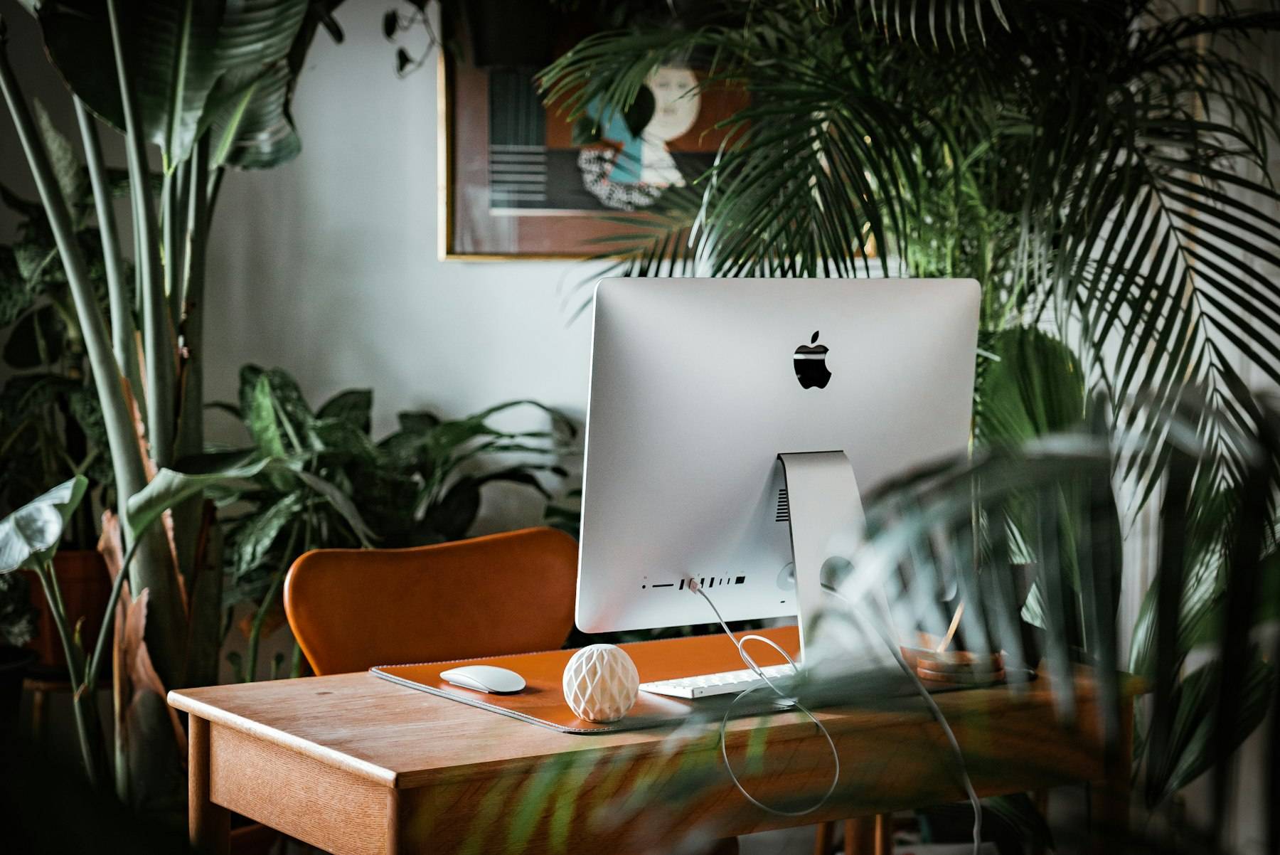 Imac on desk