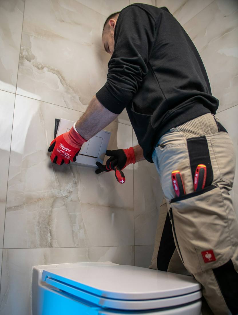 Toilets & Fixtures