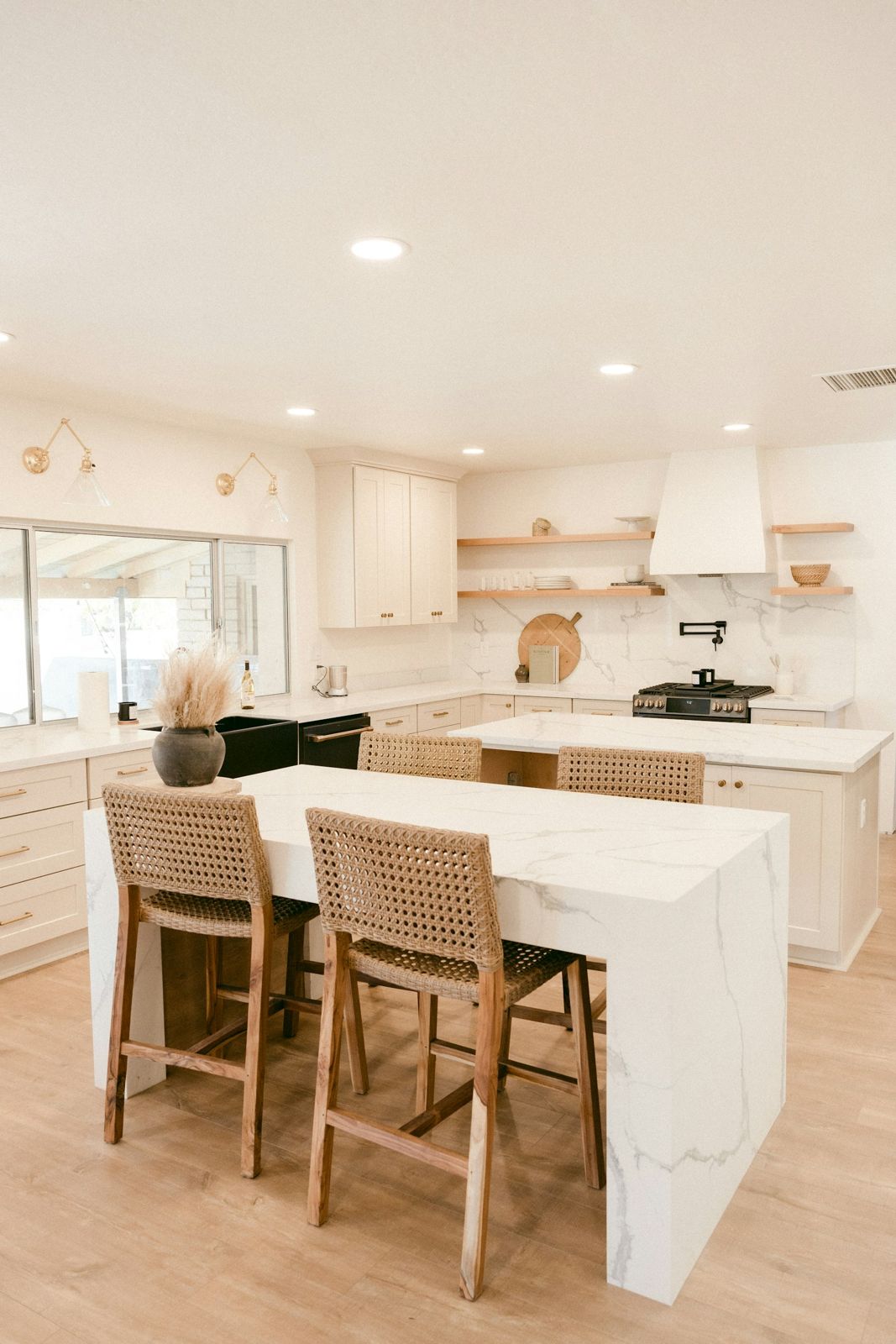 Kitchens remodeling