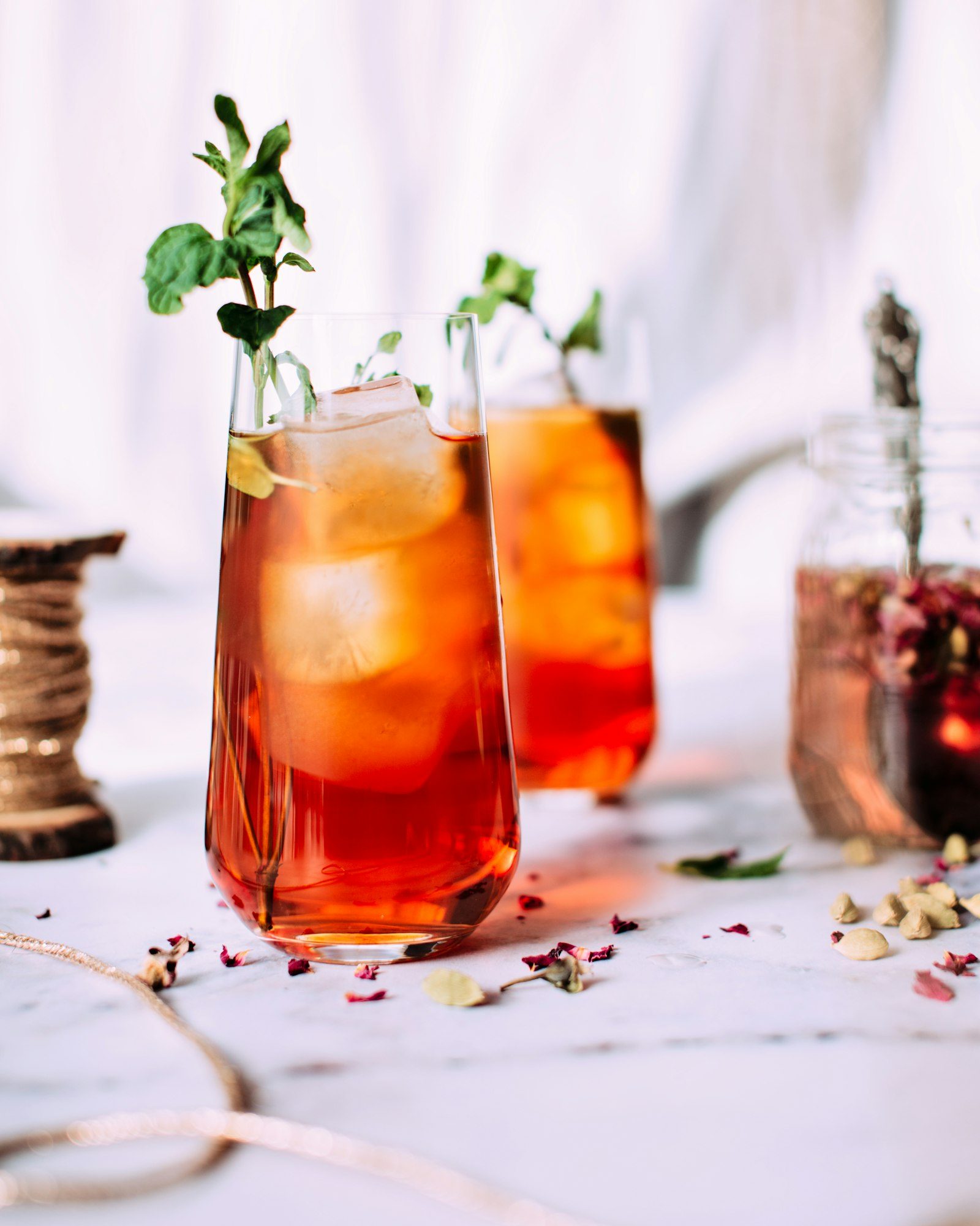 Iced drinks with mint